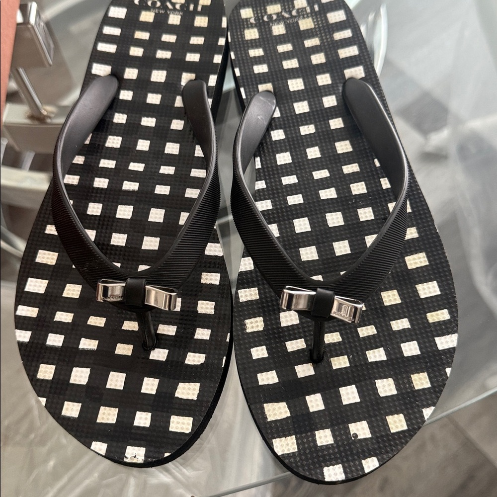 Coach Black White Gingham Amel Flip Flops Sandals Silver Bows/Check Pattern 9